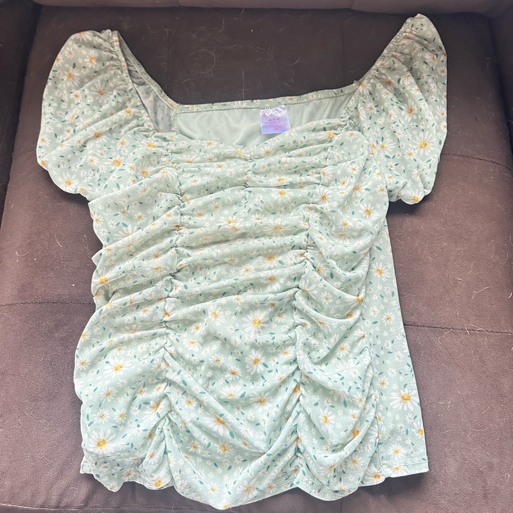 No Boundaries Mint Green Daisy Ruched Puff Sleeve Top